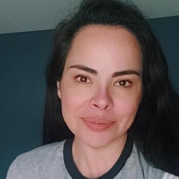 Babysitter in Cotia: Isis Carvalho