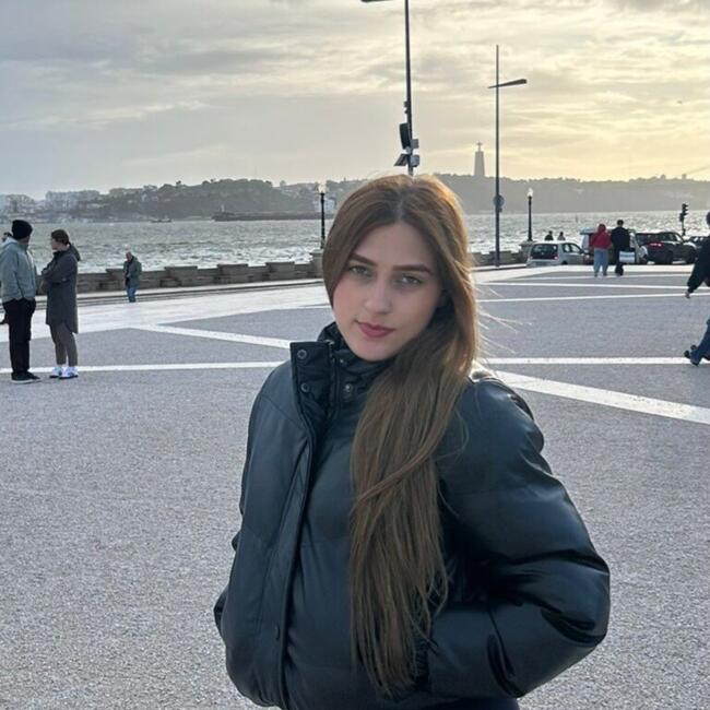 Babysitter em Lisboa: Isabella