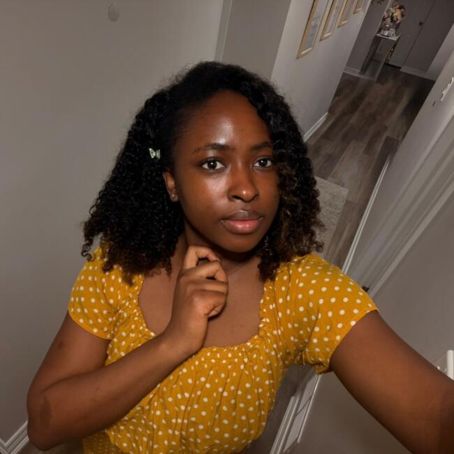 Baby-sitter in Hamilton: Anjolaoluwa