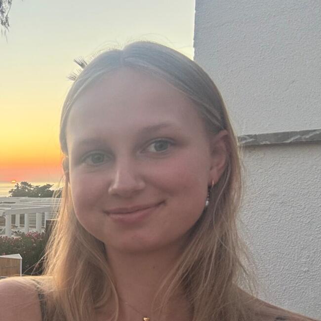 Babysitter in Velbert: Nelli