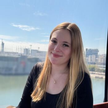 Babysitting job in Alenquer: babysitting job Diana