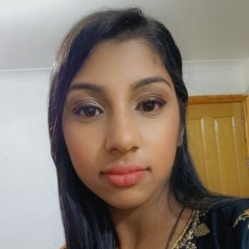 Babysitter Batley: Sanaa