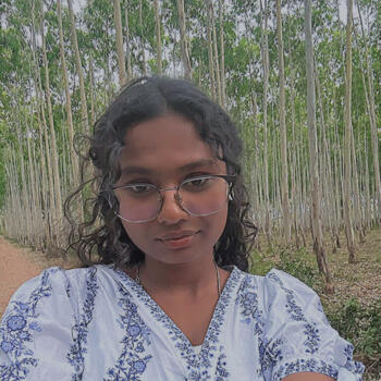 Babysitter in Hyderabad: Maeve