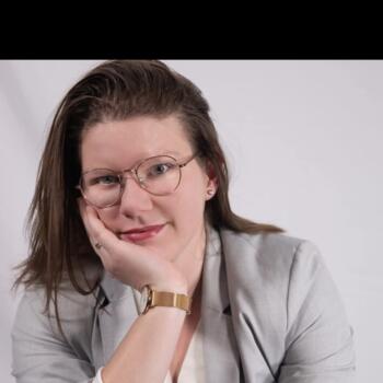 Babysitter in Beauvais: Emilie