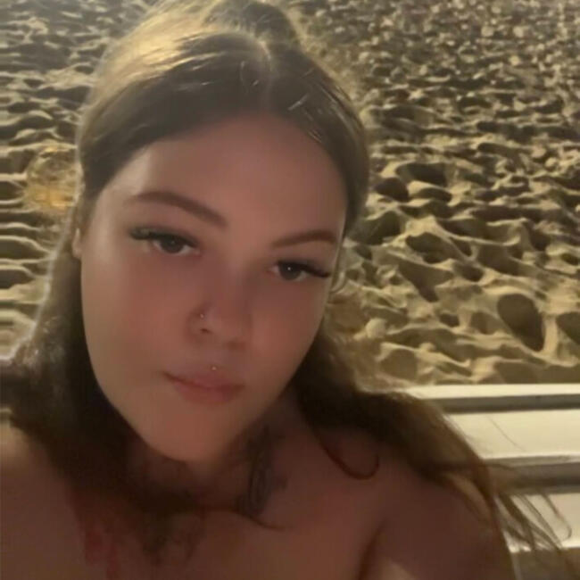 Babysitter in Blackwood: Francesca