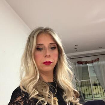 Canguro en Liria: Claudia