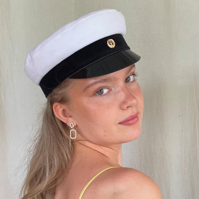 Babysitter in Vaasa: Elle