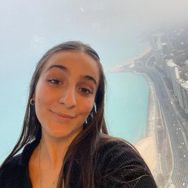 Babysitter in Madrid: Jimena