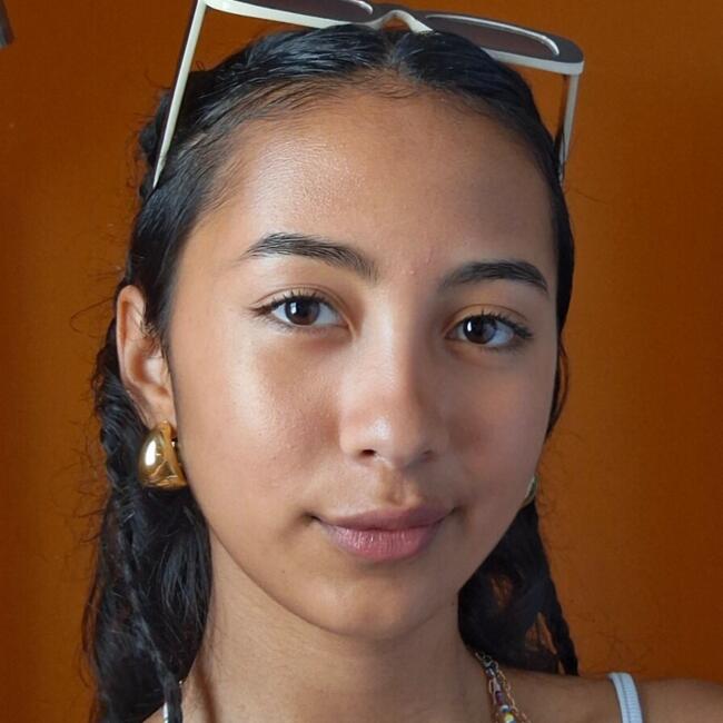 Babysitter in Paris: Eva