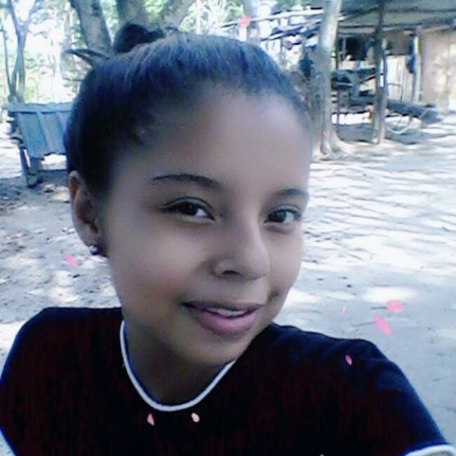 Babysitter in Anton Valley: Lorena Montenegro 