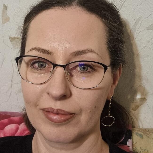 Babysitter in Piteşti: Adina