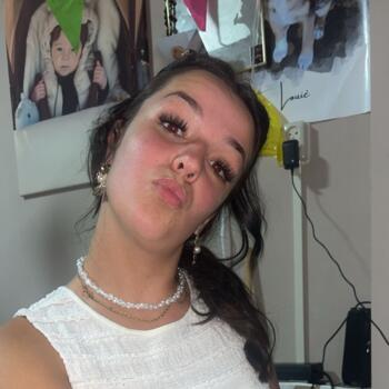 Babysitter in IJmuiden: Amy