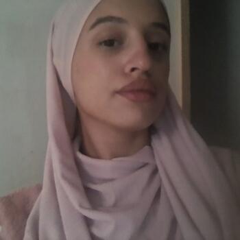 Babysitter in El Mourouj: Sboui