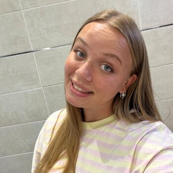 Babysitter in Aix-les-Bains: Penelope