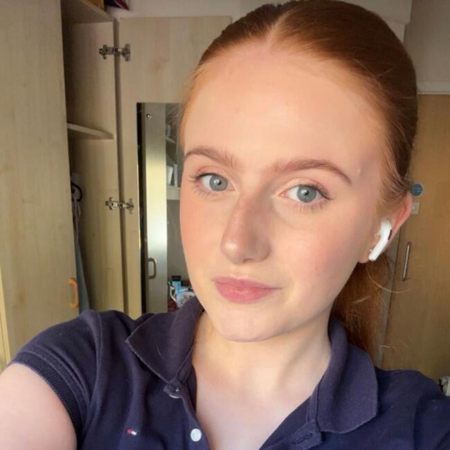 Babysitter in Lancaster: Isabel