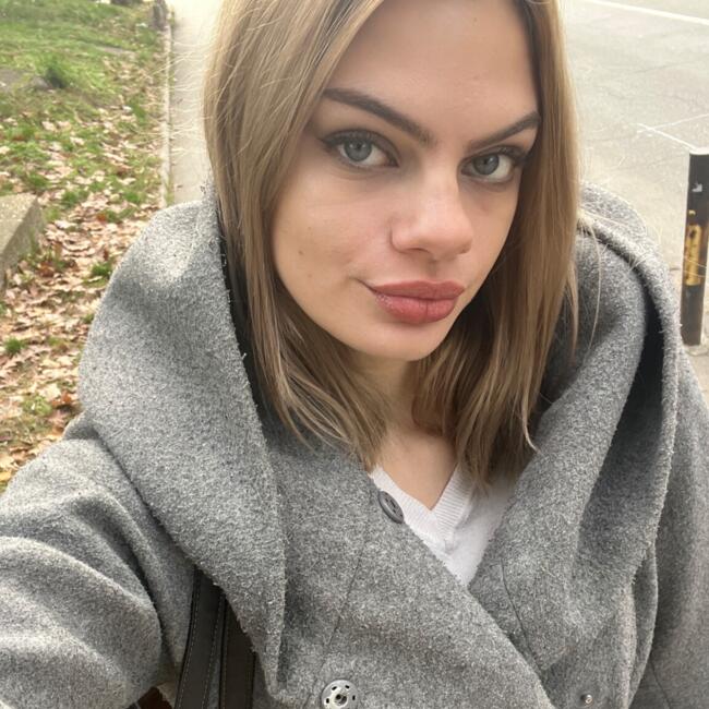 Bebisiterka u Beograd: Nevena