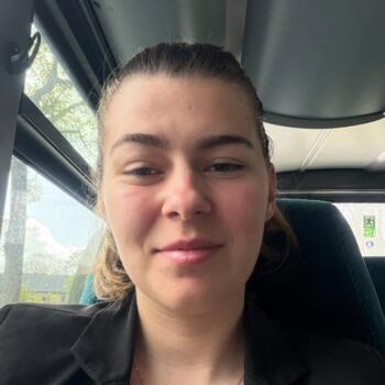 Babysitter in Craon: Nadia