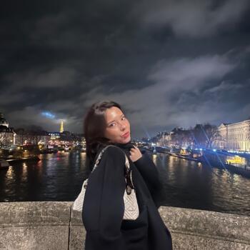 Babysitter Yerres: Leane