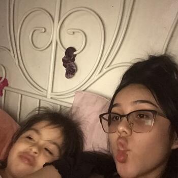 Babysitter in Jamaica: Jocelyn