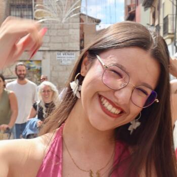 Canguro en Valladolid: Laura