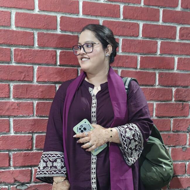 Babysitter in Kolkata: Neha