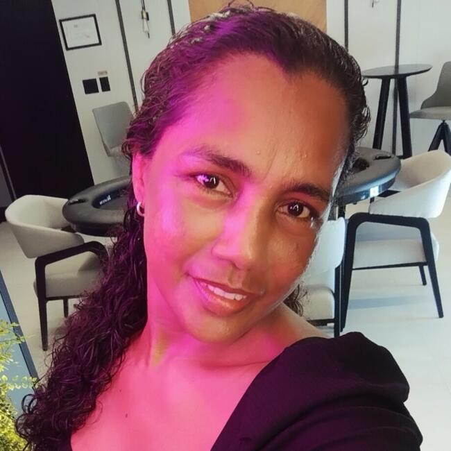 Babá em Itajaí: Eliane