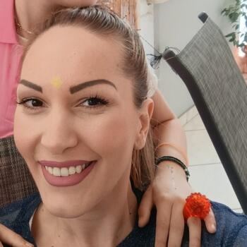 Babysitter Thessaloniki: Γιώτα