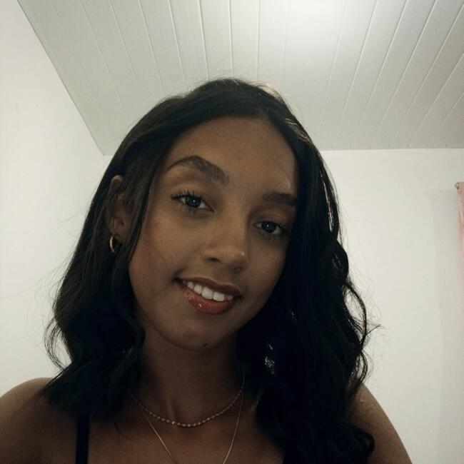 Babá em Pinhais: Nicoly