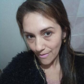 Niñera Linares: Paola