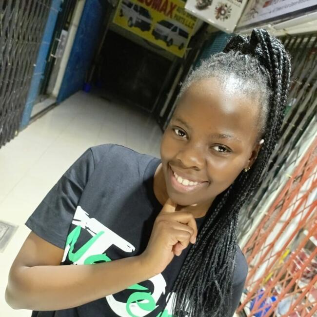 جليسة أطفال في دبي: Namuyaba