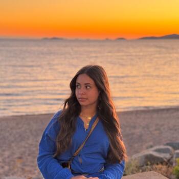 Babysitter in Mérignac: Clemence