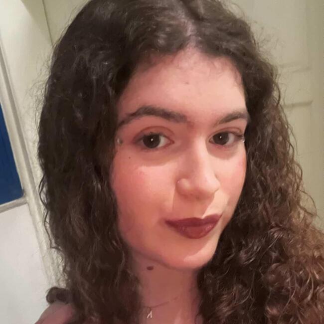 Babysitter in Athens: Κλειώ