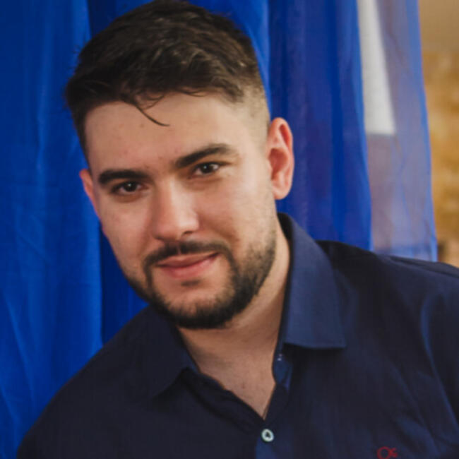 Babysitting job in Curitiba: Gustavo