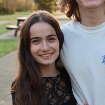 Babysitter in Pornic: Elise