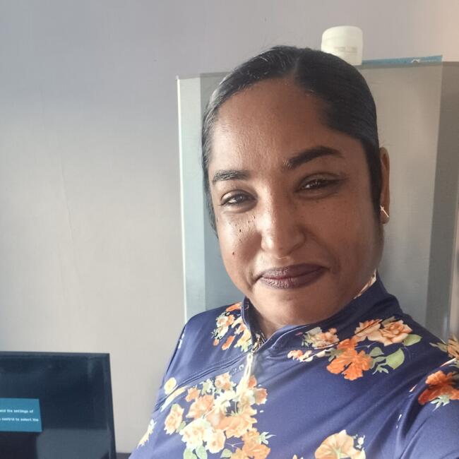 Babysitter in Phoenix: Avintha