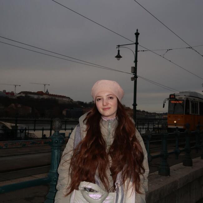 Babysitter in Bucharest: Ana-Maria