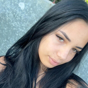 Babysitter in Itaguaí: Pamela
