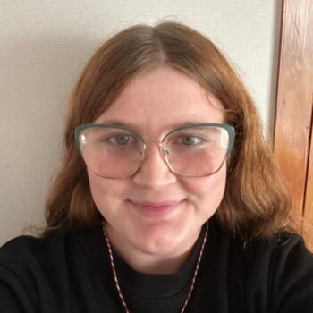 Babysitter in Hawera: Megan