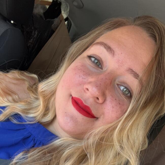 Babysitter in Marseille: Charlotte