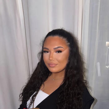 Babysitter in Paris: Lisa