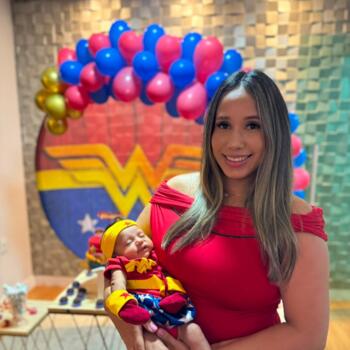 Babysitting job in Camaçari: Adriana