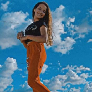 Babysitter in Guayama: Melanie Amill