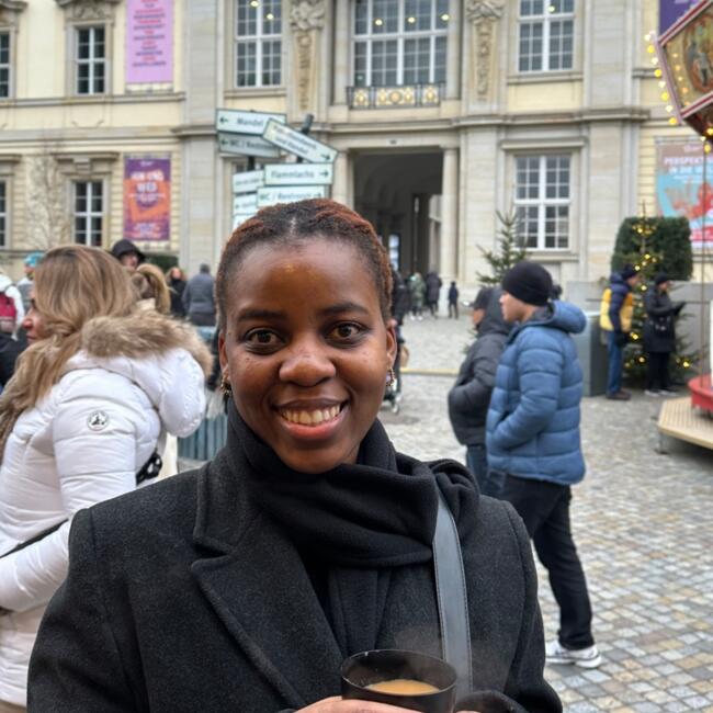 Auklė Kaunas: Karen