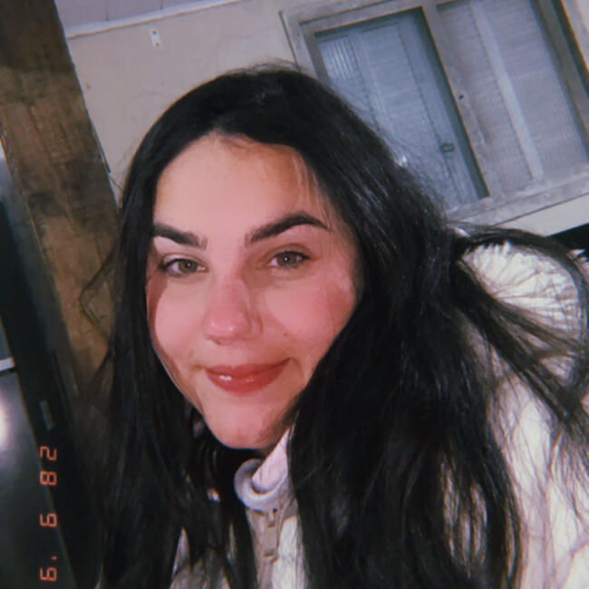 Babysitter in Pelotas: Yasmin