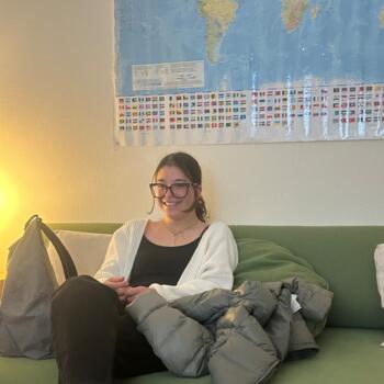 Babysitter in Strassen: Sara