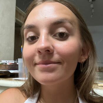 Babysitter in Fréjus: Maelle