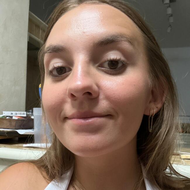 Babysitter in Fréjus: Maelle