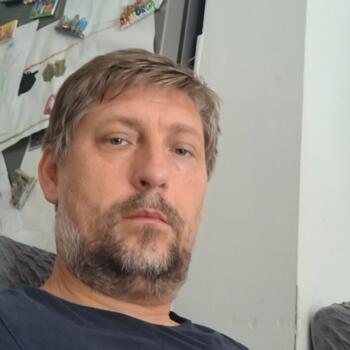 Babysitting job in Zagreb: babysitting job Tomislav