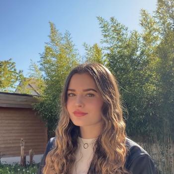 Baby-sitter in Antony: Ophelie