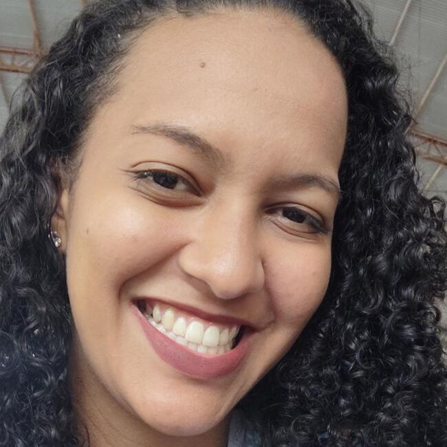 Babysitter in Vitória: Thainá
